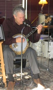 Jimmy Mazzy, banjo.vicaks